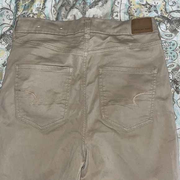 High waisted, curvy, stretch, khaki pants from American Eagle - Picture 3 of 3
